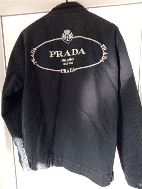 geaca prada originala